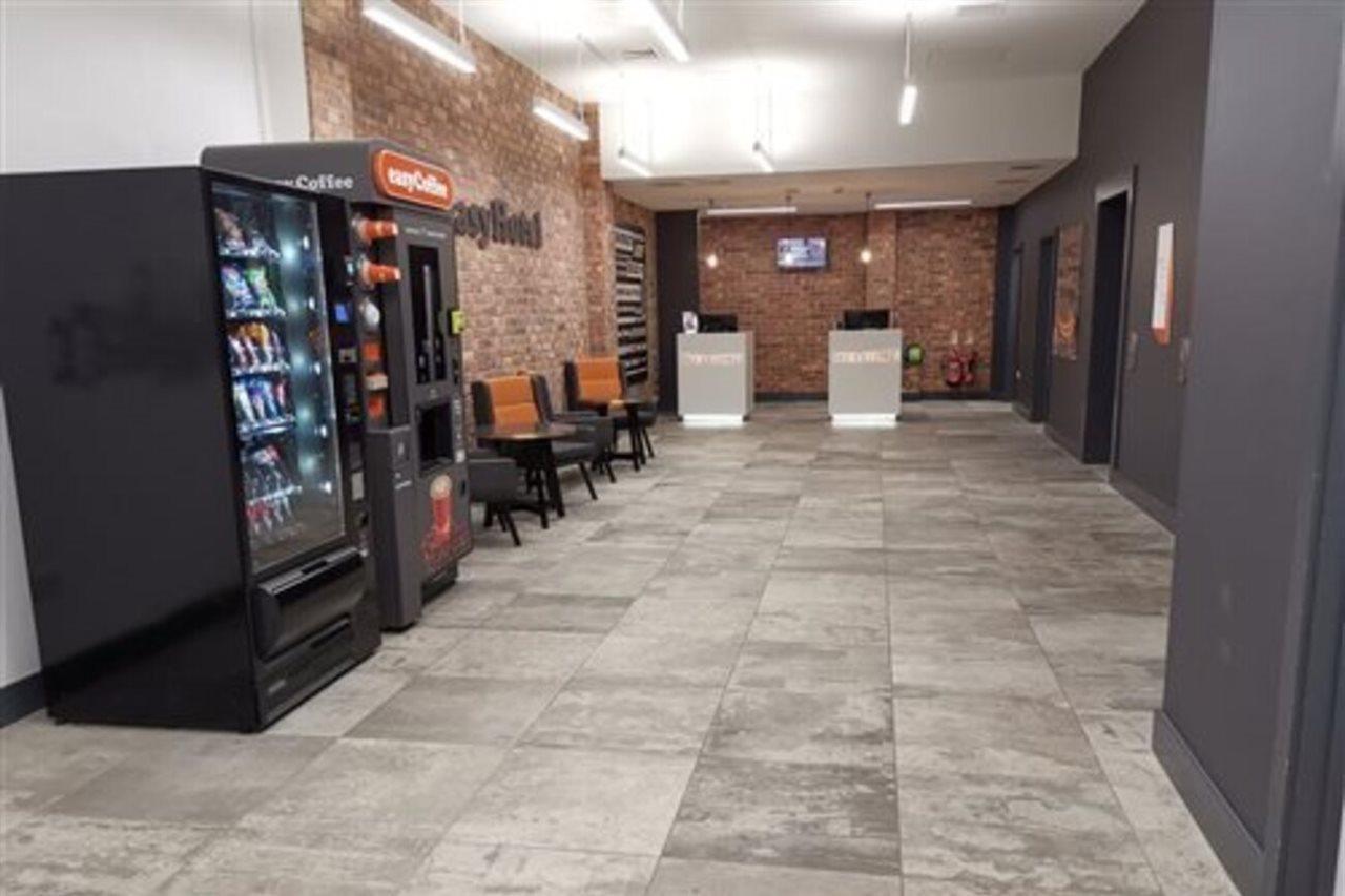 Easyhotel Oxford Exterior foto